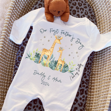 Load image into Gallery viewer, Father’s day gift, New Dad gift, First Father’s day babygrow, First Father’s day baby vest, Our first Father’s day, Best Daddy in the World