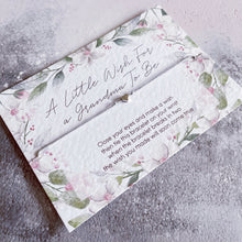 Load image into Gallery viewer, Grandma To Be Card, Wish Bracelet Grandma to Be, New Grandma Card, Gift Card For Grandma To Be, Pregnancy Reveal, Grandparent Announcement