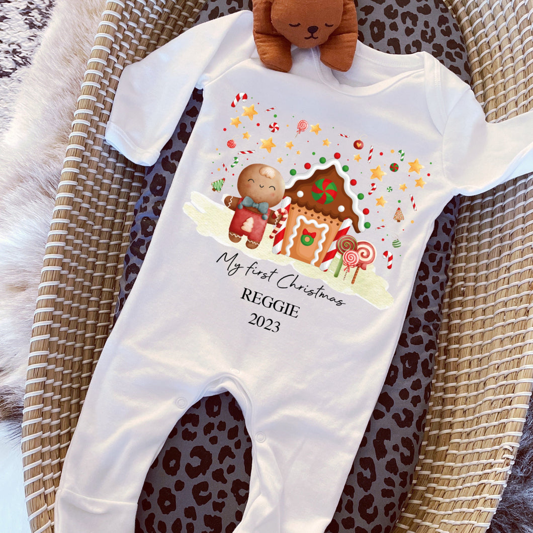 First Christmas babygrow, Cute Gingerbread Man baby vest, 1st Xmas Sleepsuit, Baby Girl, Unisex Baby boy Christmas outfit, Personalised baby