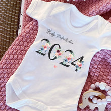 Load image into Gallery viewer, Baby Due in 2024 Baby Vest, Personalised Unisex Baby Sleepsuit, Personalised Baby Vest, New Baby Gift, Baby Boy Girl Baby Announcement Vest
