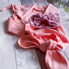Load image into Gallery viewer, Pink Knotted Baby Gowns
